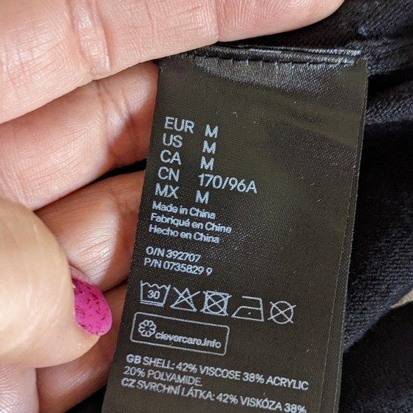 DIVIDED Black Cropped high neck Sweater with Sleeve Stripe M - Picture 6 of 9